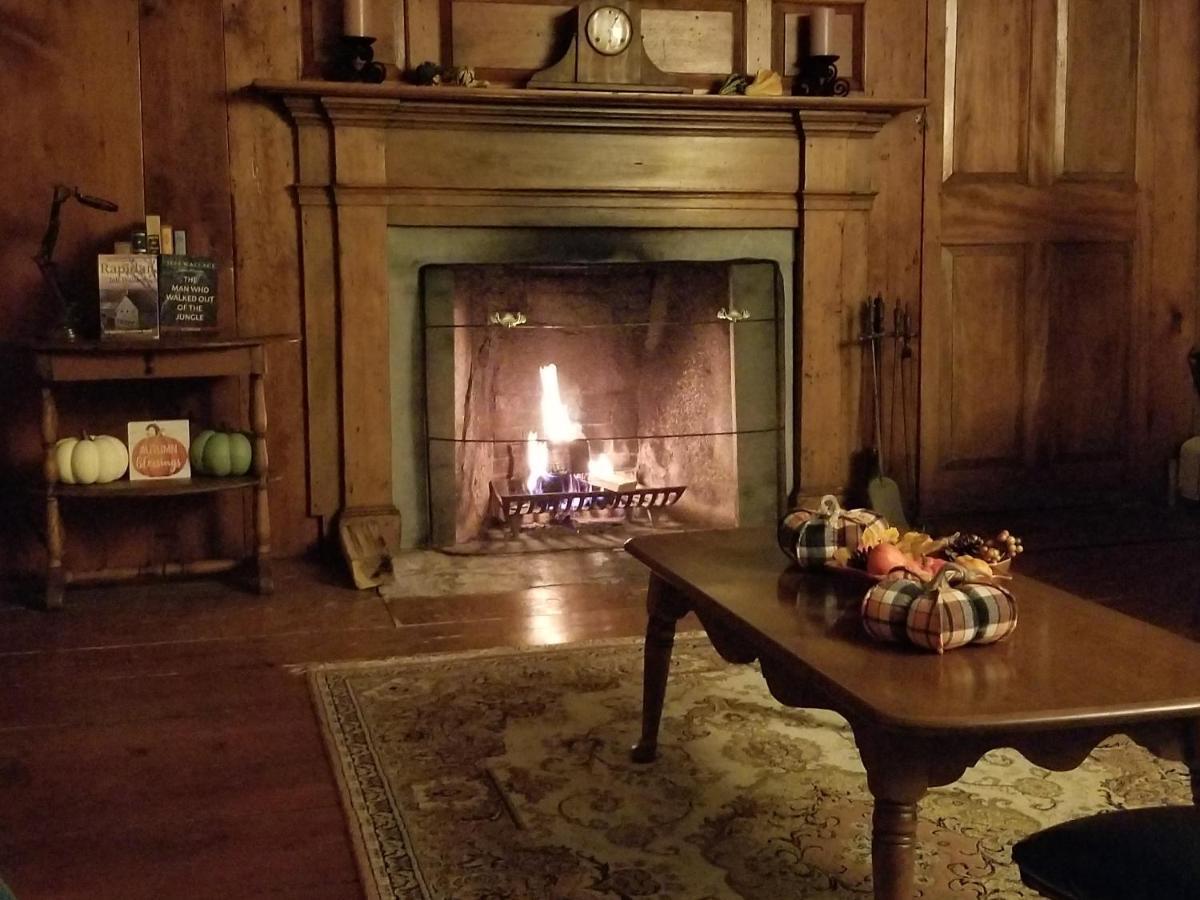 Franklyn Farm Inn Chester Exterior photo